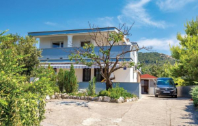 Pet Friendly Apartment In Rab With House Sea View